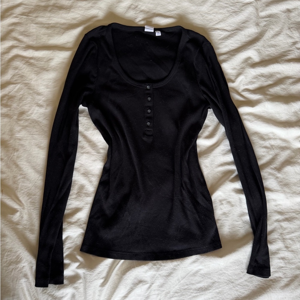 Gap Black Long Sleeve Top